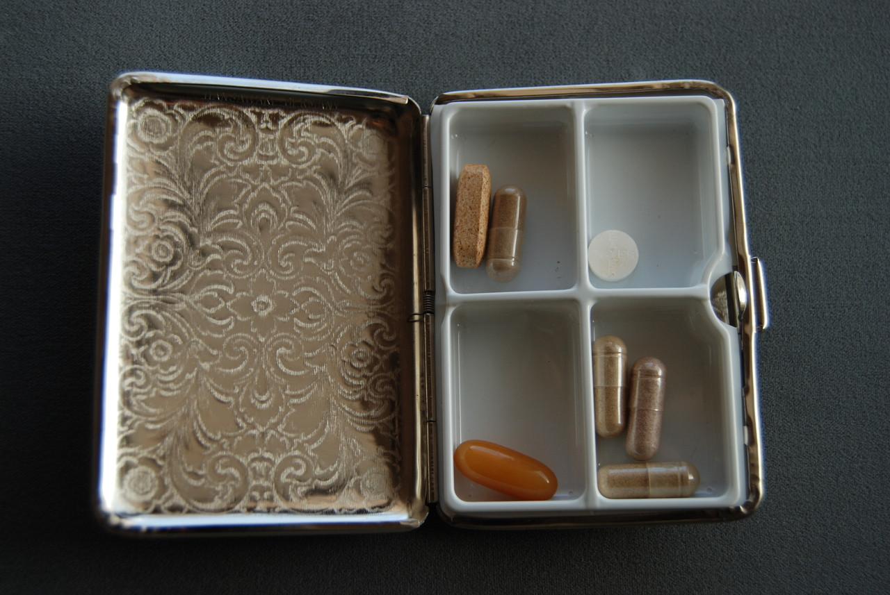 Pill Box Large - Paris - 844/N 82