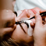 7 Tips to Make Your Lash Extensions Last Longer
