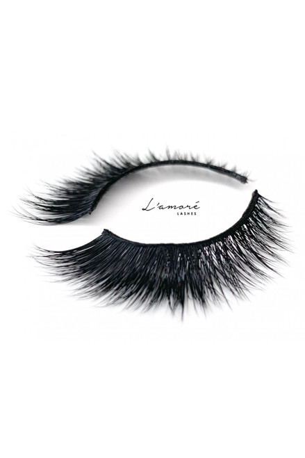 L'amore Lashes ~ Luxury Silk Lashes ~ GIANNA