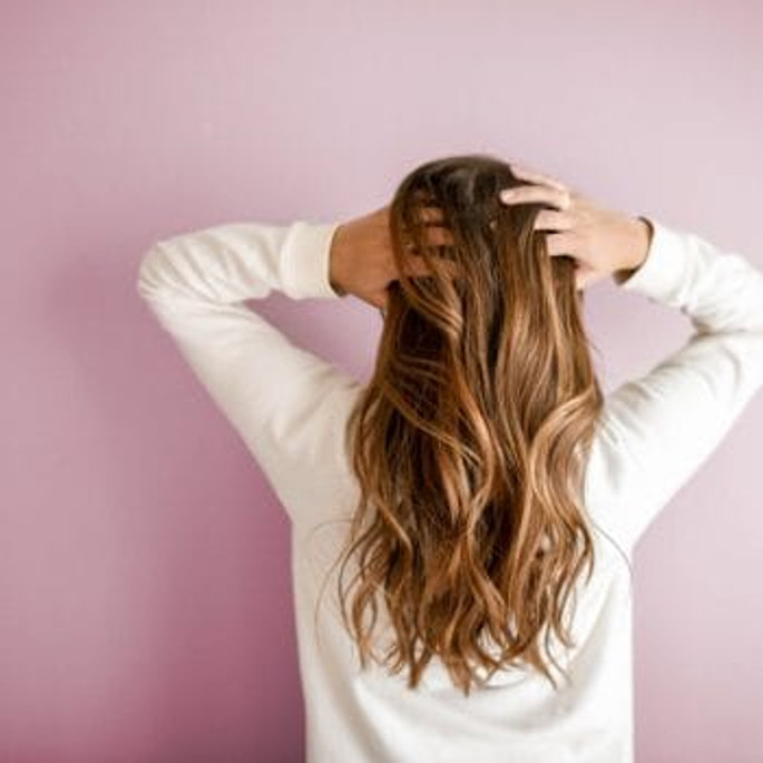 HOW CLIP-IN EXTENSIONS BRING VOLUME TO THIN HAIR