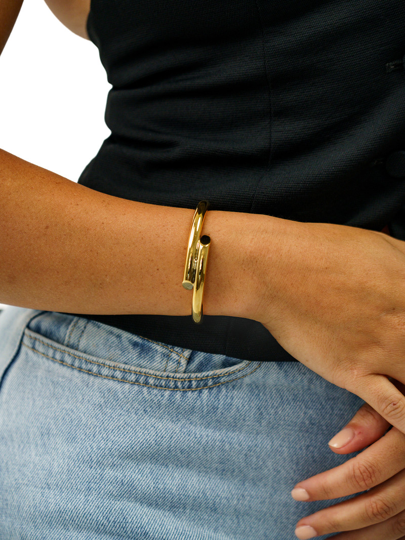 Sonne Kai Gold Bangle