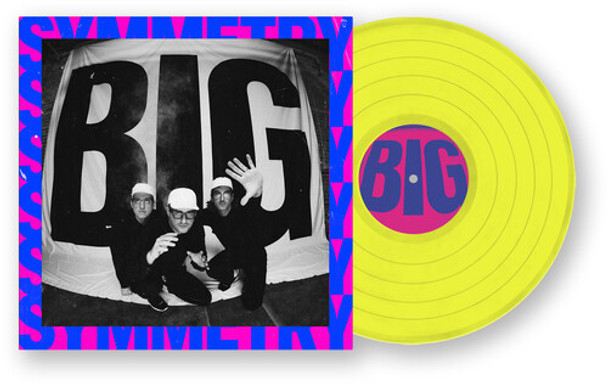 BIG SYMMETRY - YELLOW