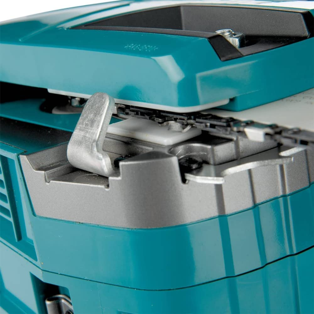 Makita GCU04T1 40V max XGT Brushless Lithium-Ion 18 in. Cordless Chain Saw Kit (5.0Ah)