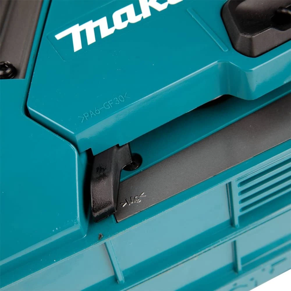 Makita GCU04T1 40V max XGT Brushless Lithium-Ion 18 in. Cordless Chain Saw Kit (5.0Ah)
