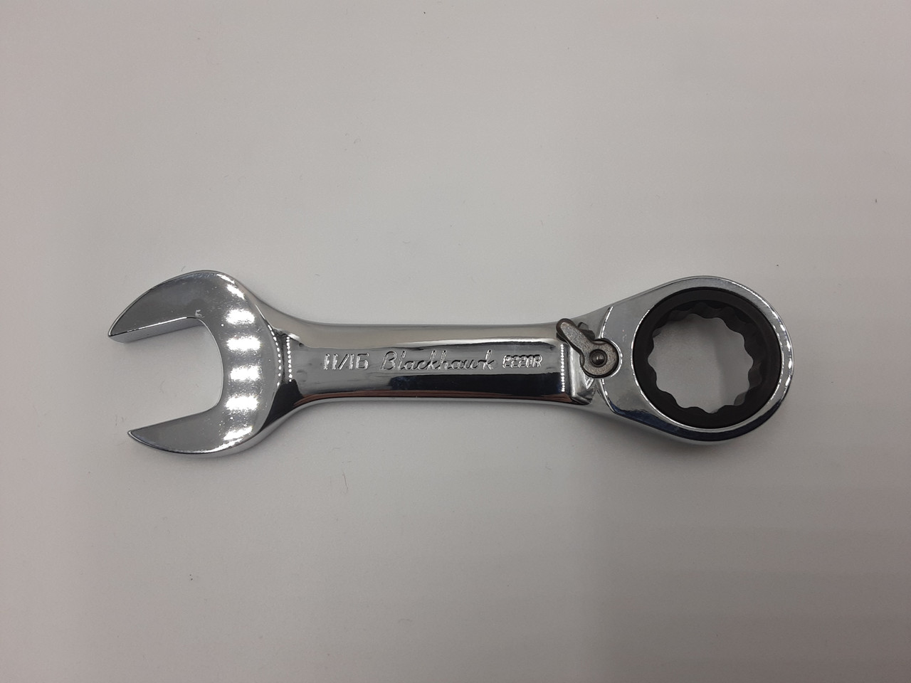 Blackhawk BW-2220R Combination Stubby Reversible Ratcheting Wrench - BULK - 11/16 inch - 12 Point