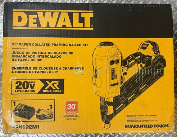 DEWALT 20V MAX* Framing Nailer Kit, 30-Degree, Paper Collated (DCN692M1)