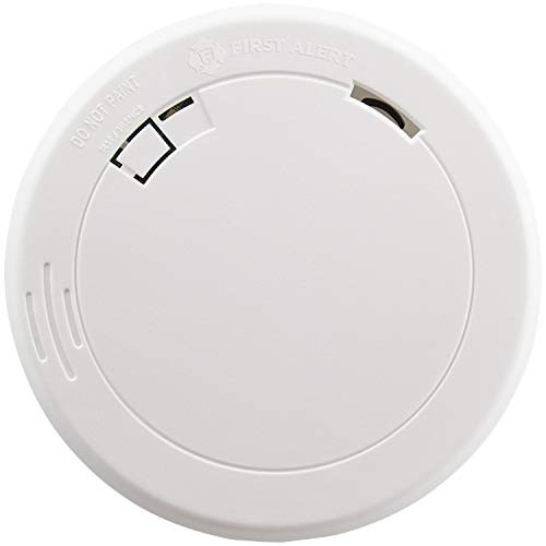 First Alert 1039852 10-Year Sealed Battery Photoelectric Smoke Alarm with Slim Design
