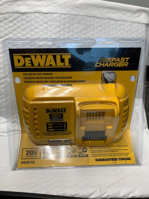 DEWALT FLEXVOLT 20V MAX Charger, Rapid Charge (DCB118)