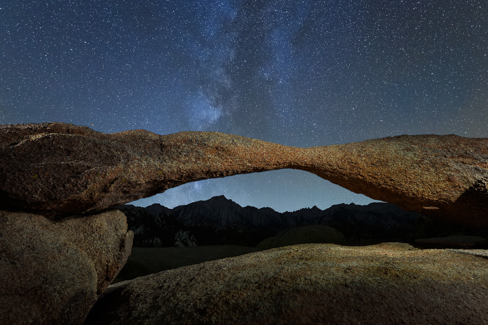 Lathe Arch in the Alabama Hills - Vern Clevenger Photography