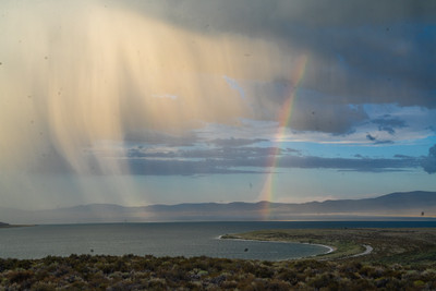 Incredible Glimpse of Mono Lake