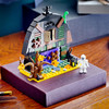 Halloween Barn with Skeleton Minifigure & Bat 40721