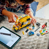 City: The Van with Minifigures 60500