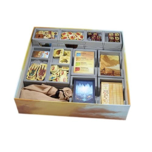 Box Insert - Near And Far