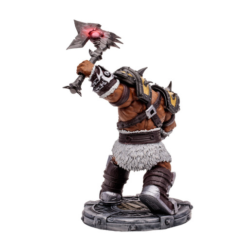 World of Warcraft - Orc Warrior & Orc Shaman (Epic) 1:12 Scale Posed Figure