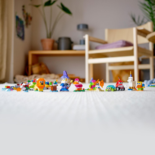 Classic Creative Transparent Bricks 11013