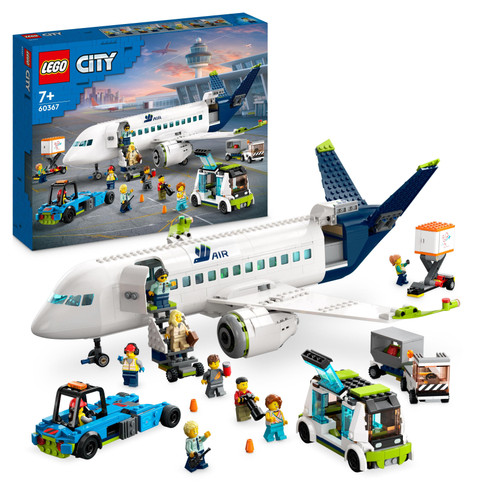City Passenger Aeroplane & 4 Airport Vehicles Set 60367