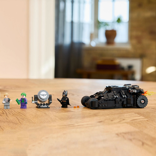 DC Batman Tumbler vs. Two-Face & The Joker Set 76303