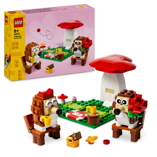 Hedgehog Picnic Date Set with Animal Figures 40711