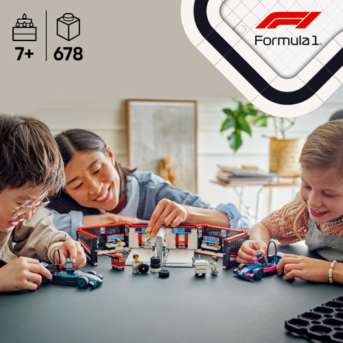 City F1 Garage & Mercedes-AMG & Alpine Cars Set 60444