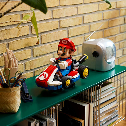 Mario Kart - Mario & Standard Kart Building Set 72037