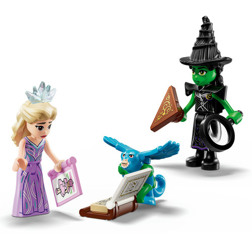 Wicked Emerald City & Kiamo Ko Castle 75689