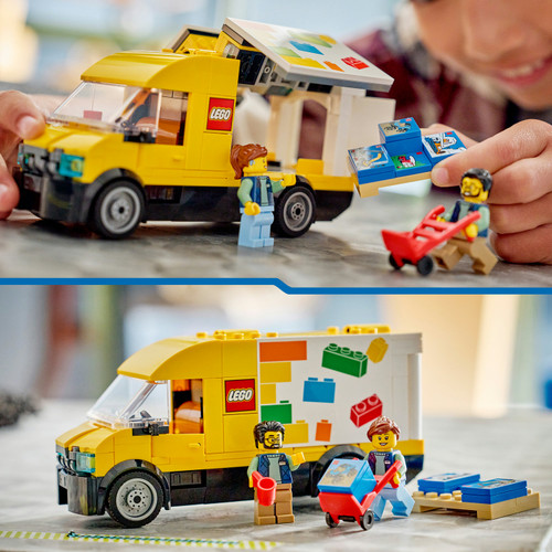 City: The Van with Minifigures 60500