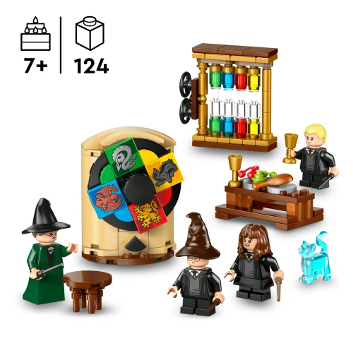 Harry Potter Hogwarts Castle: Sorting Hat Ceremony 76460