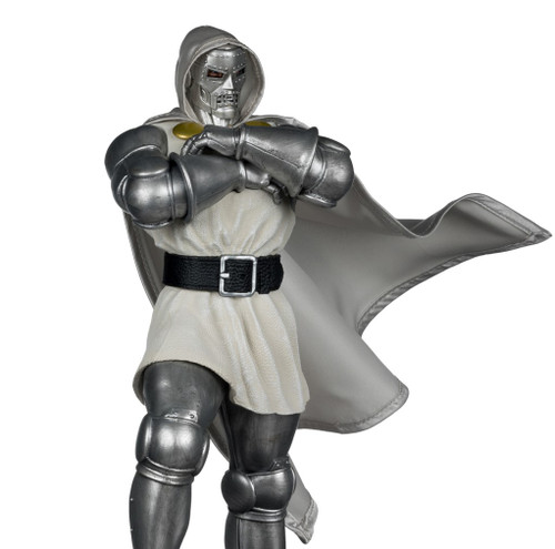 Marvel: Doctor Doom (Future Foundation) (Doctor Doom #1) 1:6th Gold Label Scale Posed Figure