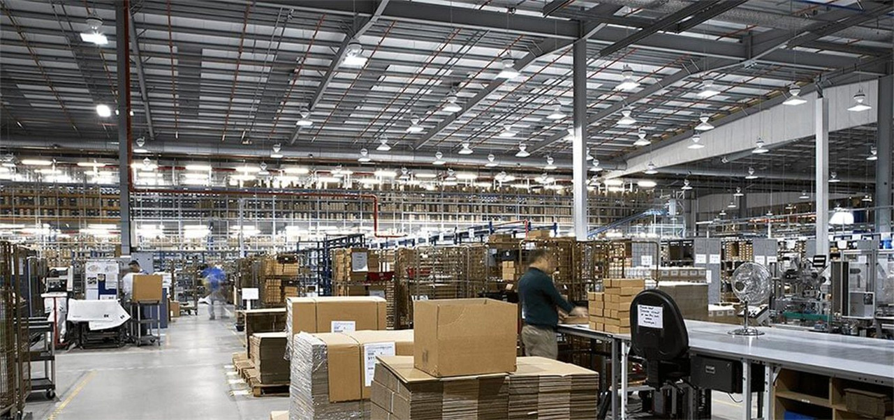 GE Lighting Metal Halide Elliptical ES Light Bulbs GE Lighting Metal Halide Elliptical ES Light Bulbs
