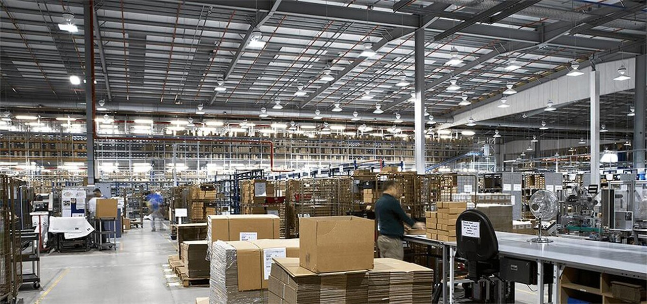 GE Lighting Metal Halide Capsule 4200K Light Bulbs GE Lighting Metal Halide Capsule 4200K Light Bulbs