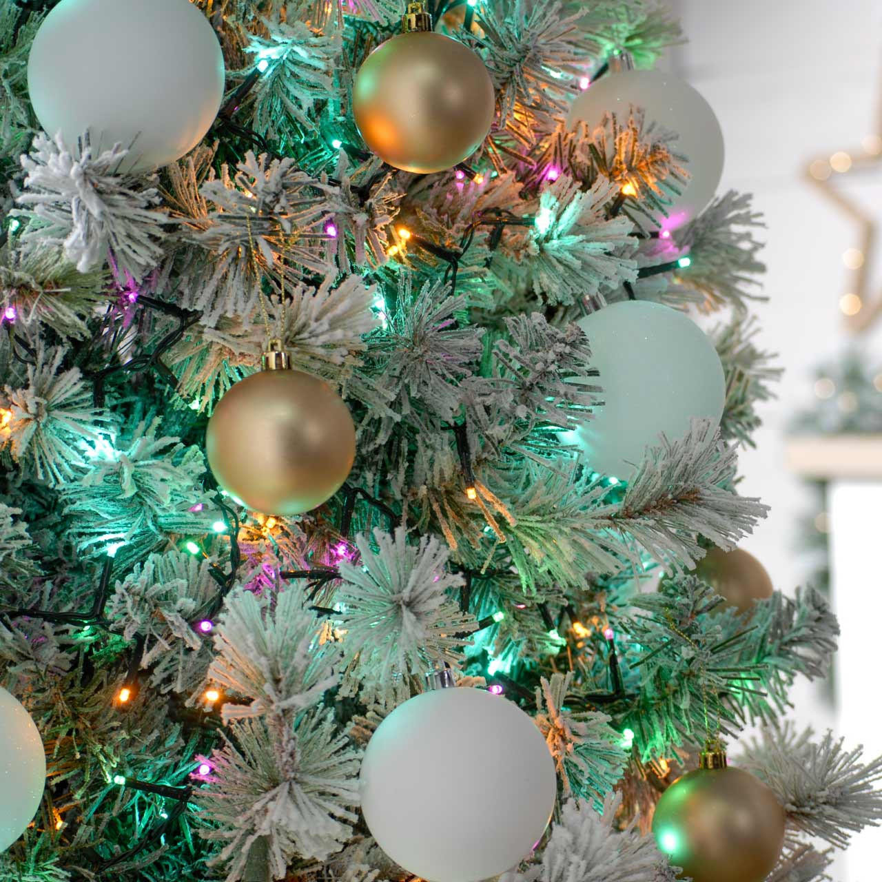 Festive Indoor & Outdoor 5ft Christmas Tree Sparkle Lights 520 Aurora LEDs