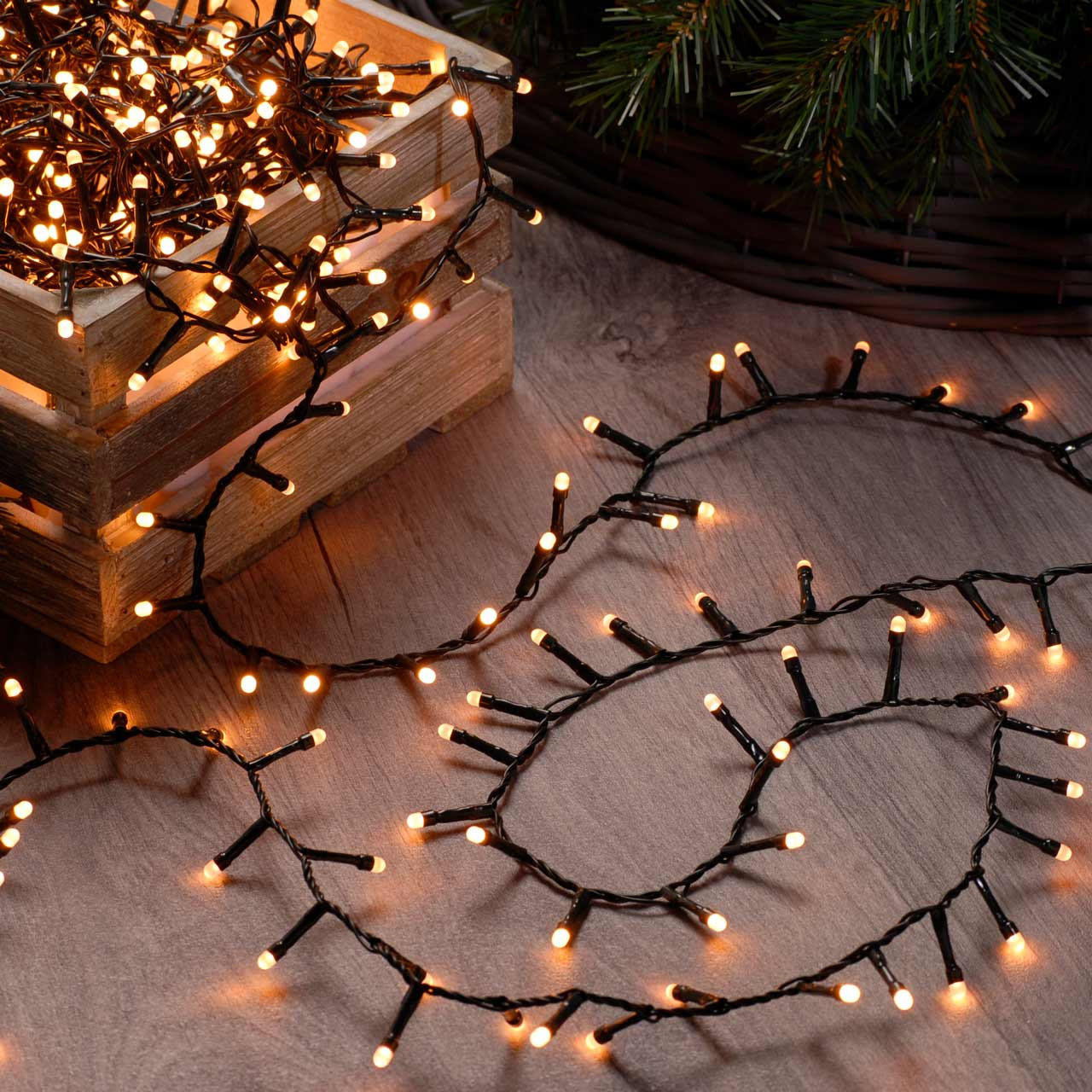 Festive 24.9m Indoor & Outdoor Glow-Worm String Lights 1000 Warm White LEDs