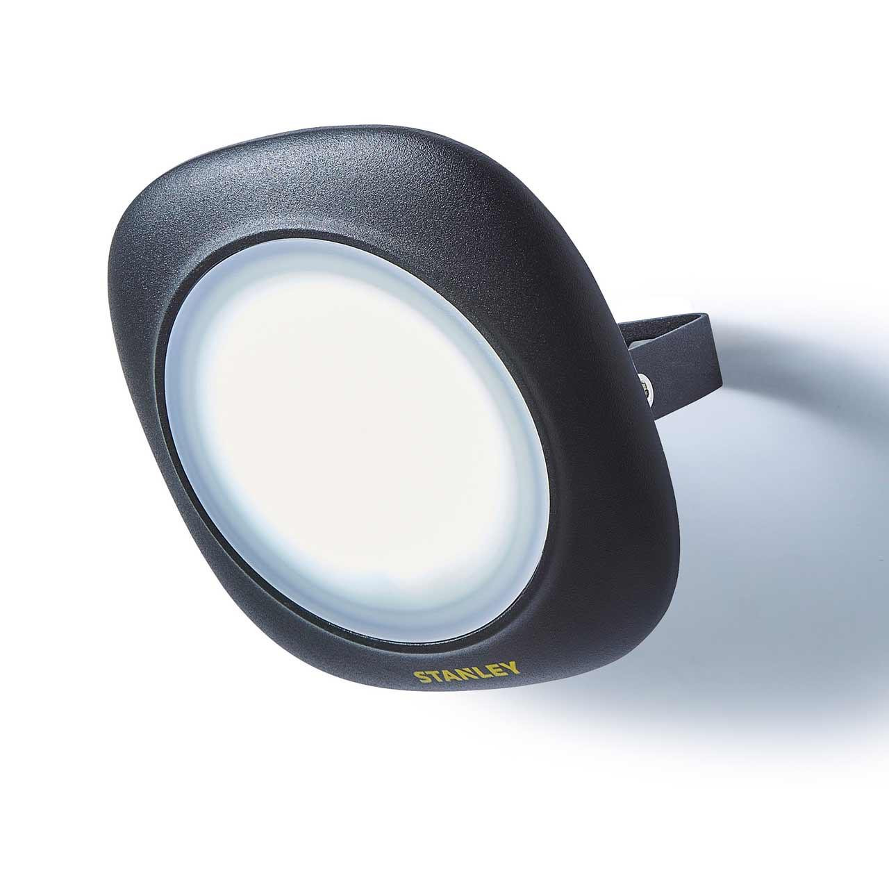 Stanley 30W LED Die-cast Floodlight in Black