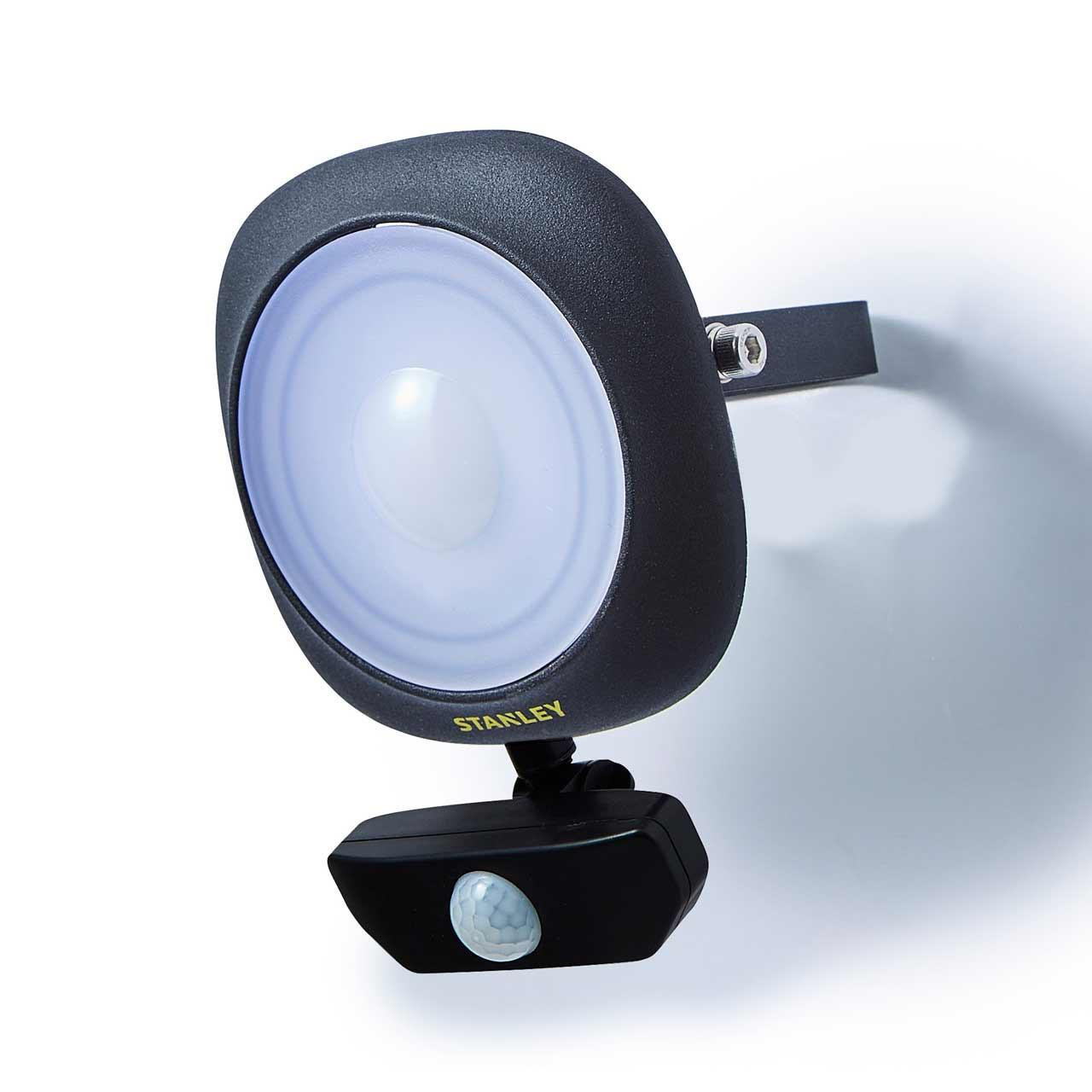Stanley 10W LED Die-cast Floodlight with PIR in Black