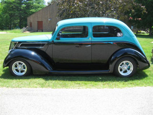 1937 FORD SLANTBACK