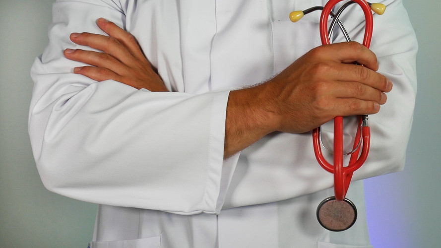 Medical Community Supports Hot Tubs as Healing Tools