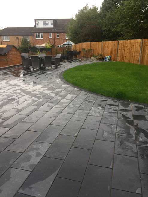 18m2 600x300 20mm Thick  Black Slate 