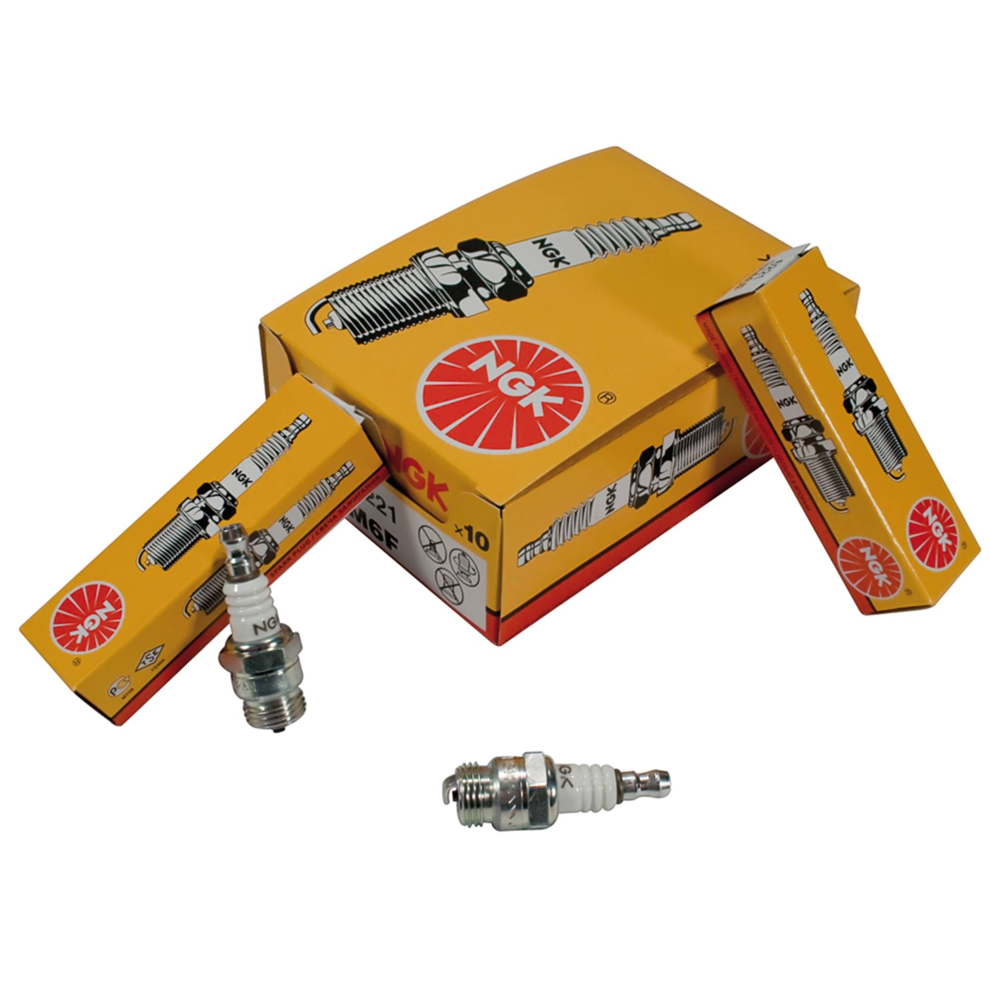 Spark Plug For Homelite ST80, 90, 100, 485 CHAIN SAWS 6221, BM6F; 130-807-10