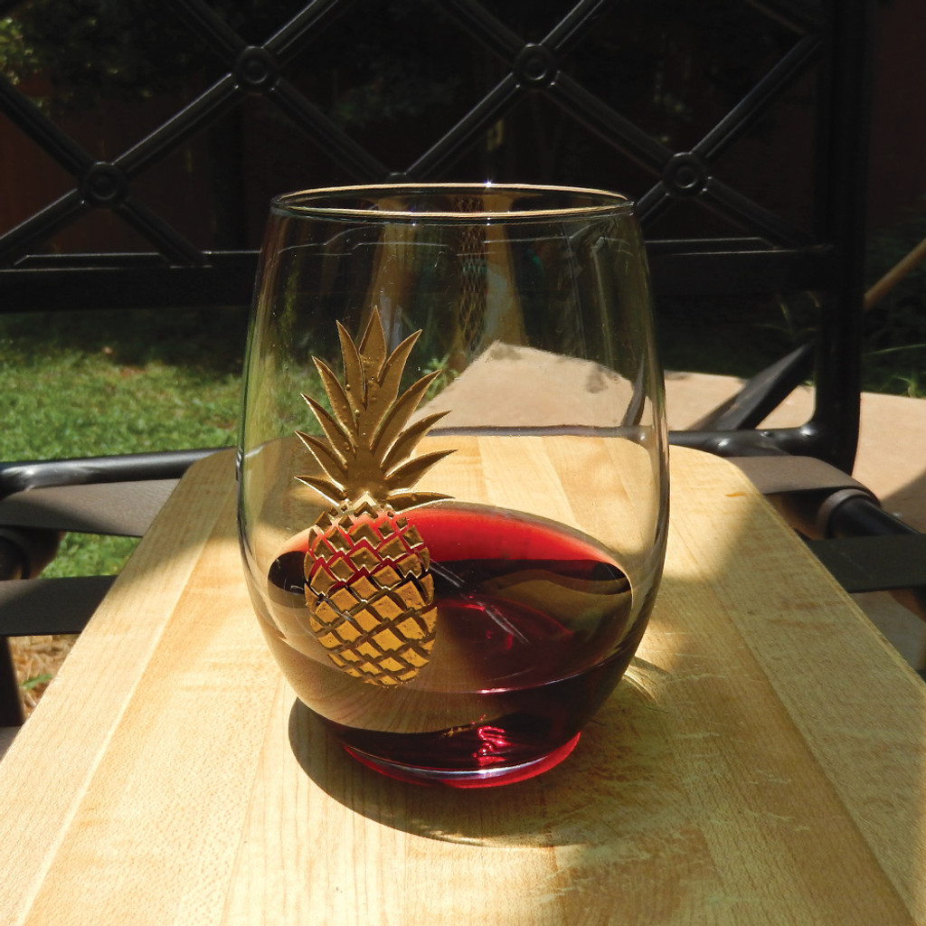 Stemless Wine Glass with Golden Pineapple