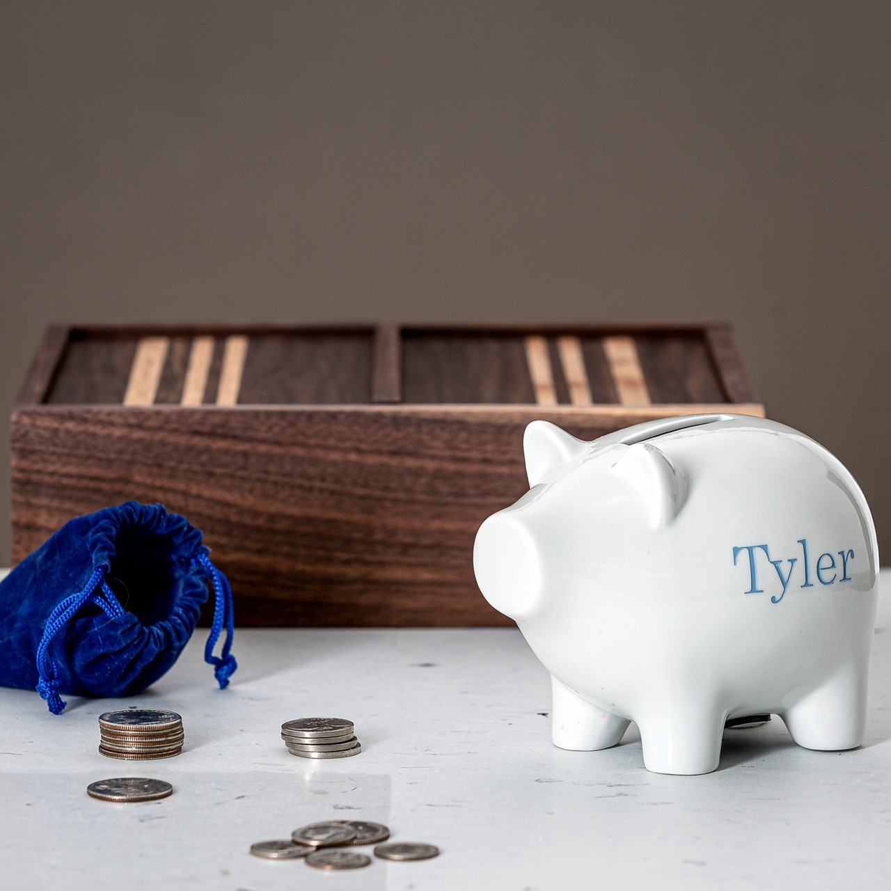 Personalized Ceramic Piggy Bank For Kids - Cute Coin Bank With Rubber Non-Slip Feet, Custom Name Gift For Boys & Girls (Pink)
