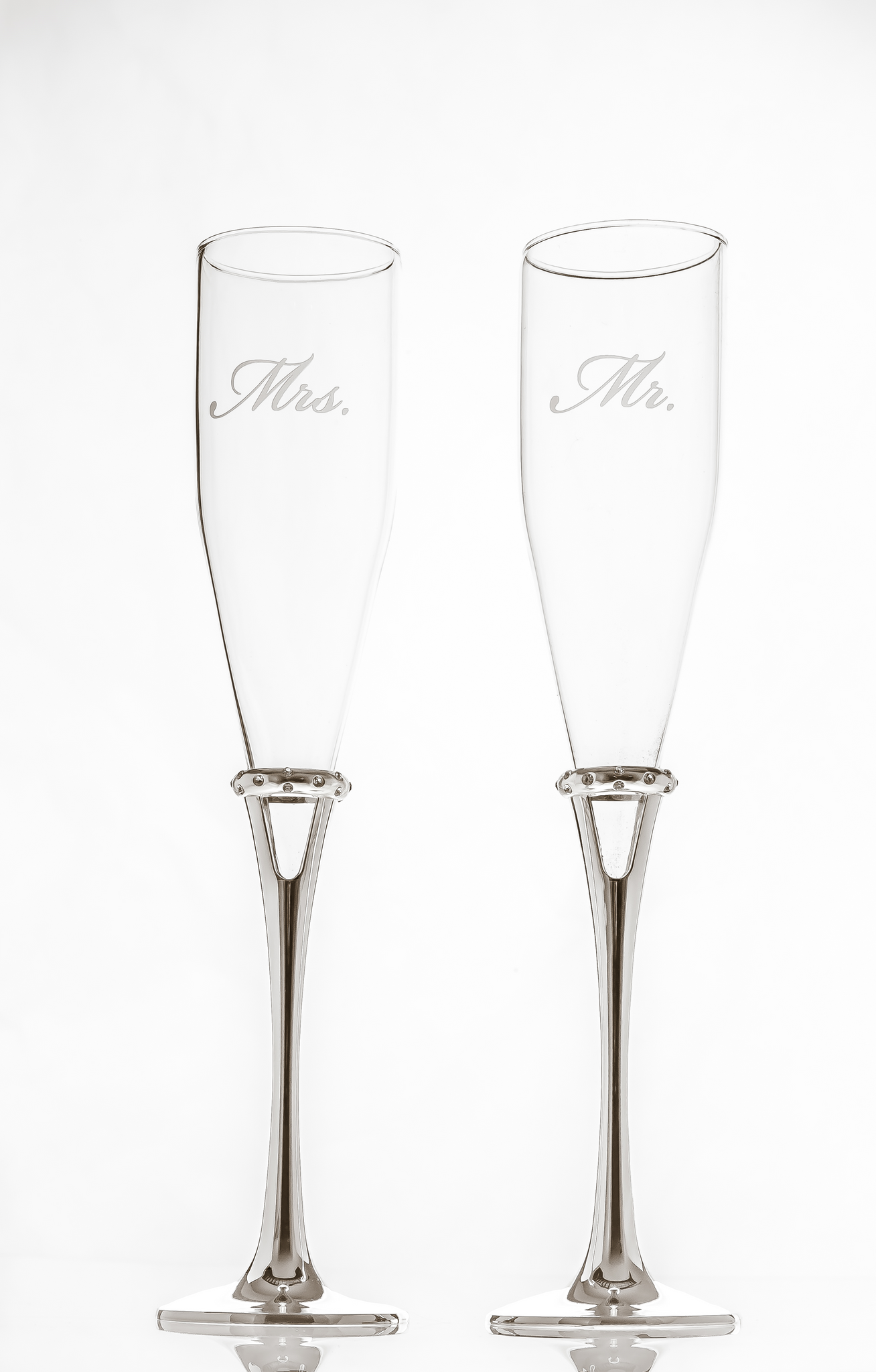 Custom Mr and Mrs Toasting Champagne Flutes Set of 2