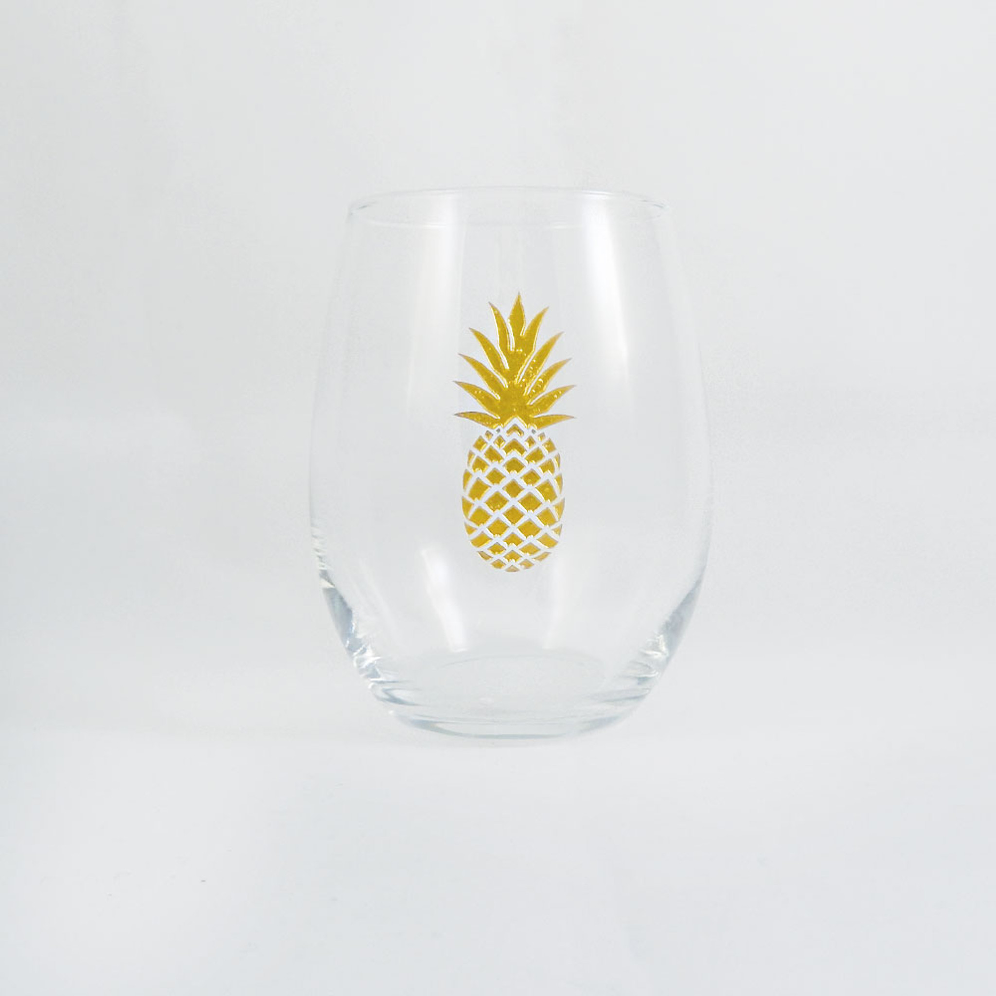 Lot of 6 ~ 4oz Wine Glasses ~ Etched with Pineapples