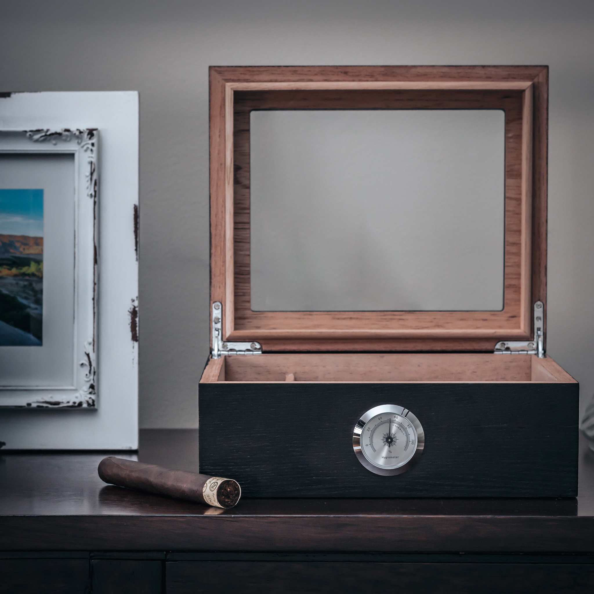 Personalized humidor - Great Birthday Gift | The Crystal Shoppe