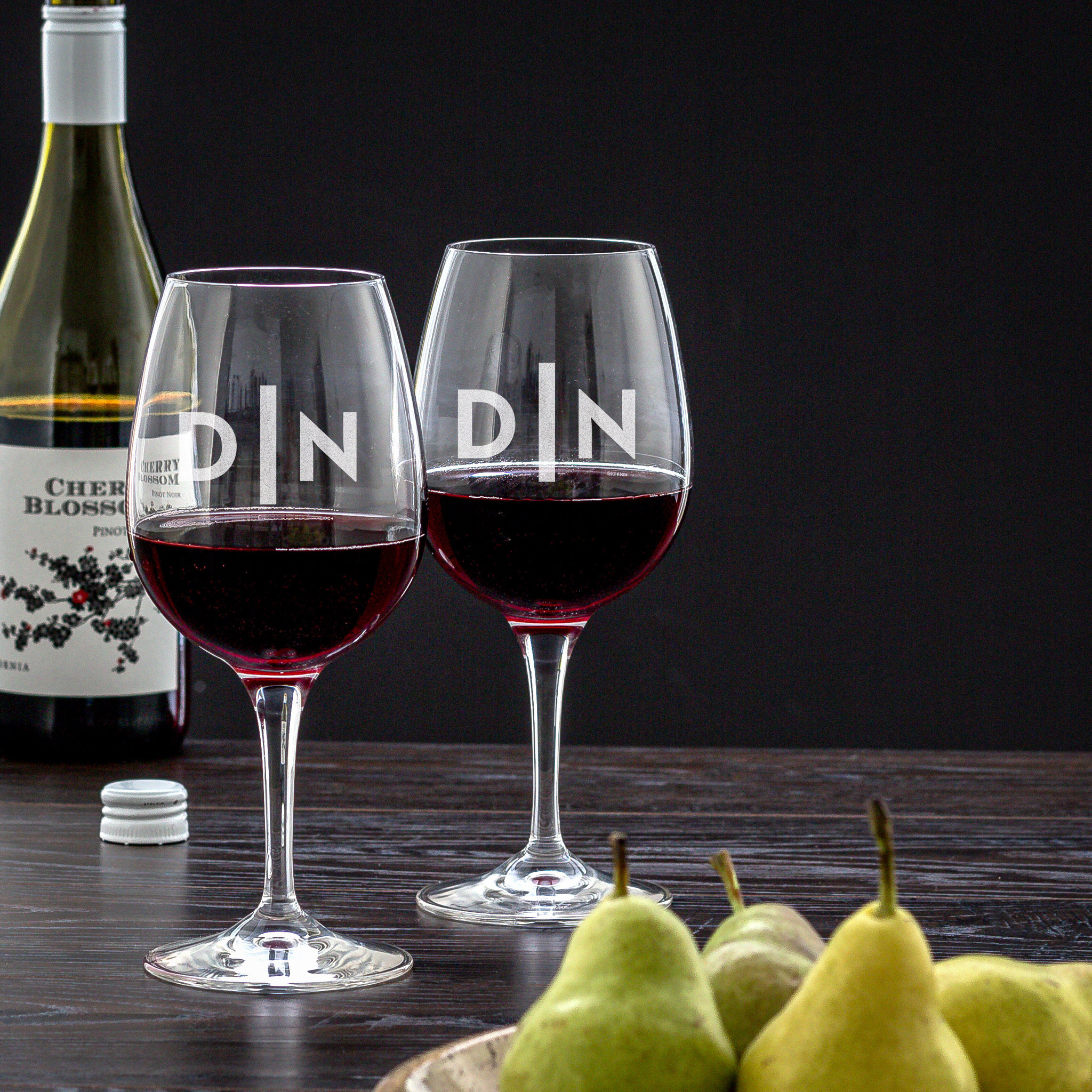 https://cdn11.bigcommerce.com/s-b5w84/images/stencil/2048x2048/products/3215/6071/9-11-23_pinot_noir_glasses-1_2_etched__51859.1696015697.jpg?c=2