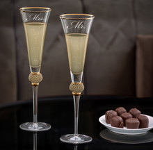 Personalized 'Glingo' Champagne Flutes