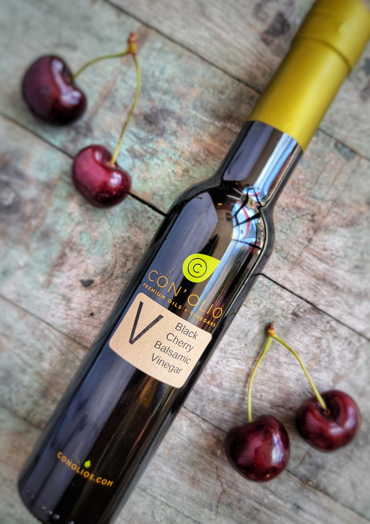 Black Cherry Balsamic Vinegar Con' Olio Oils & Vinegars