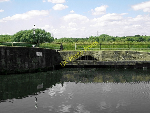 Photo 6"x4" Aire & Calder Navigation, Kings Road Lock Normanton\/SE3822 c2010