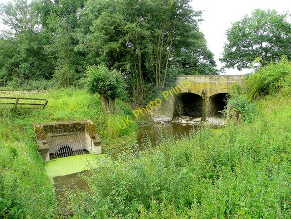 Photo 6"x4" Drain and sluice on the Severn floodplain Tirley c2010