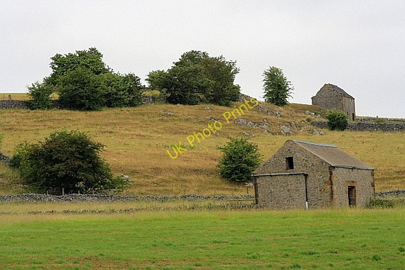 Photo 6"x4" Barns above Hartington Dale Hartington c2010