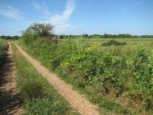 Photo 6"x4" Open gates on farm tracks Burgh St Peter c2010